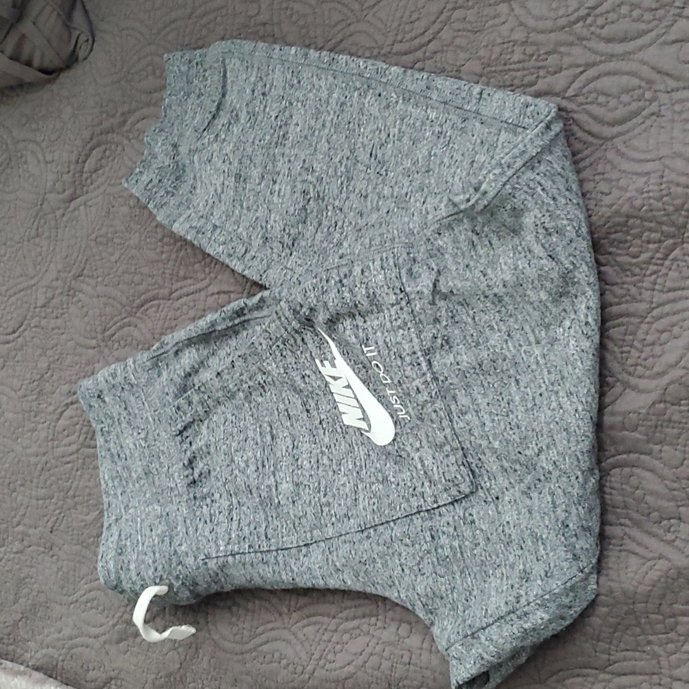 Nike joggers